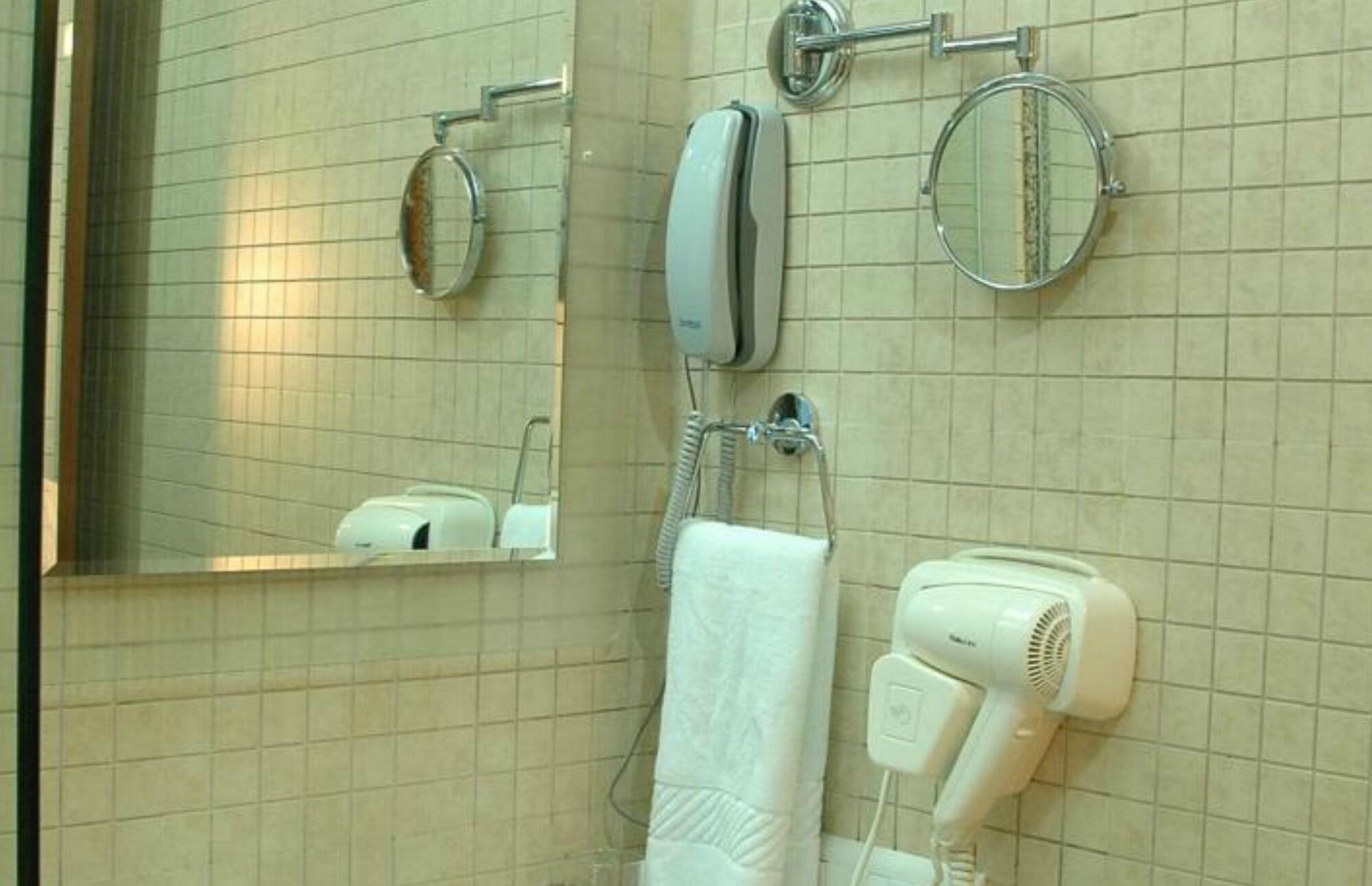 Fabhotel Shubhangan - Nr Bandra Βομβάη Εξωτερικό φωτογραφία